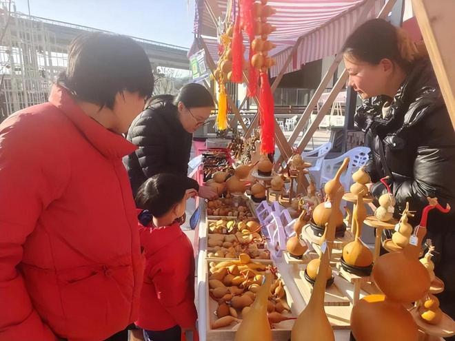 山海经奇电音小镇循环市集开张纳新AG旗舰厅浙江新昌以物换物镜岭(图7)