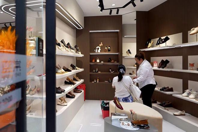 八十年老字号品牌老店新开↑AG旗舰厅南京西路上这家(图4)